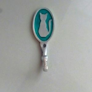 Cat Hook